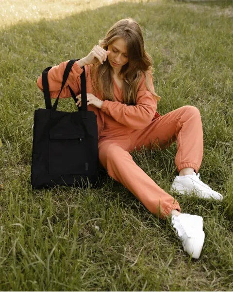 "TOTE SHOPPER", ЧОРНА