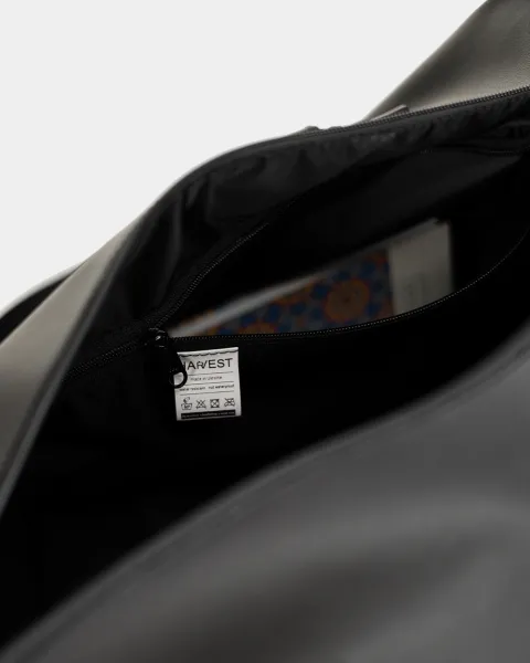 "Universal bag 01" матова, чорна