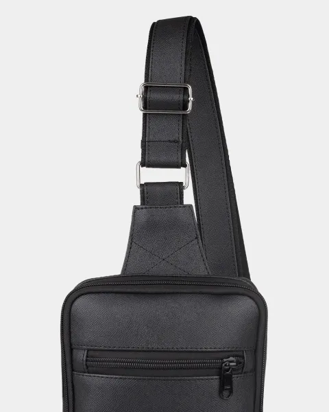 "SHUTTLE UNO BAG 01" екошкіра, чорна