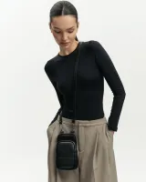 "Flow" чорна