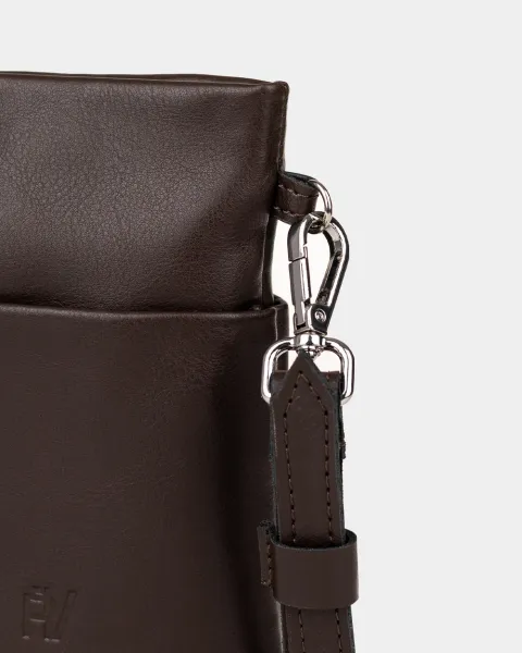 "Pouch bag" коричнева