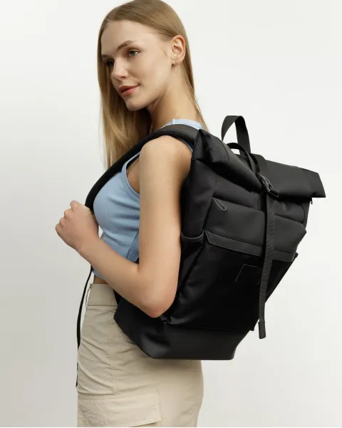 "Rolltop 2" (18 л.) поліестер, чорний