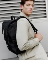 "TRAVEL TEC M" (19 л.) поліестер, чорний