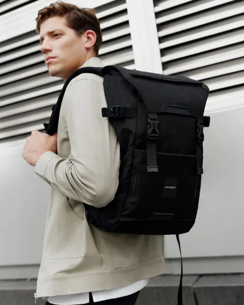 "Travel Tec L" (23 л.) поліестер, чорний