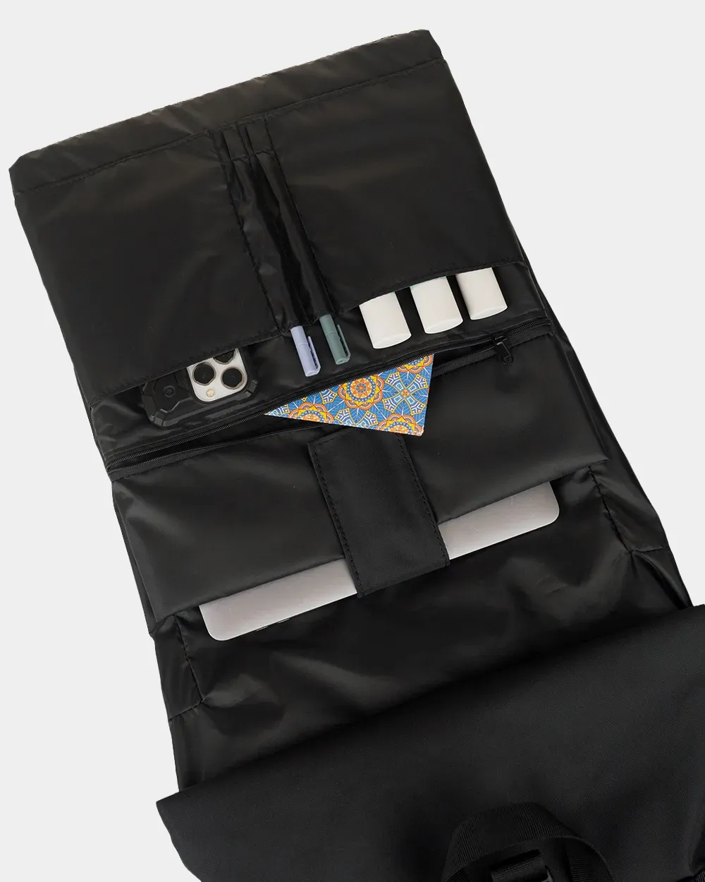 "Basic Rolltop" (23 л.) поліестер, чорний