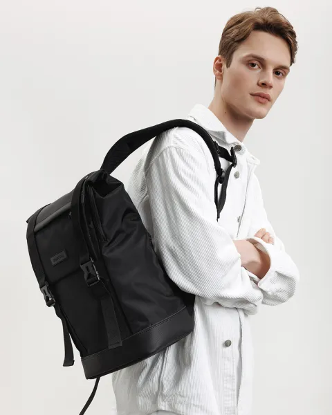 "Lowcoster Pack" поліестер, чорний
