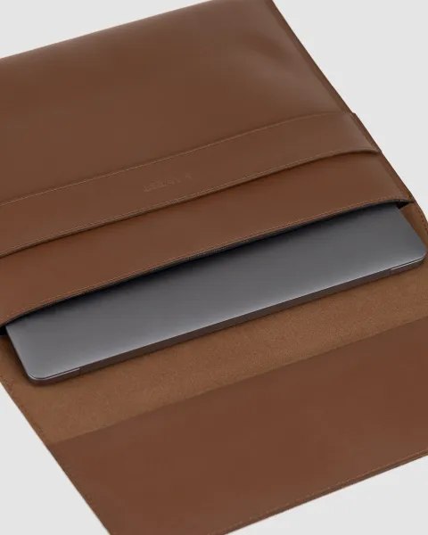 "LAPTOP CASE" карамель