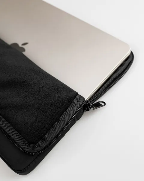 ЧОХОЛ ДЛЯ MACBOOK "CHESTER" софт, чорний