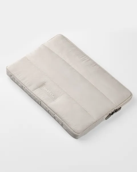 ЧОХОЛ ДЛЯ MACBOOK "CHESTER" софт, молочний