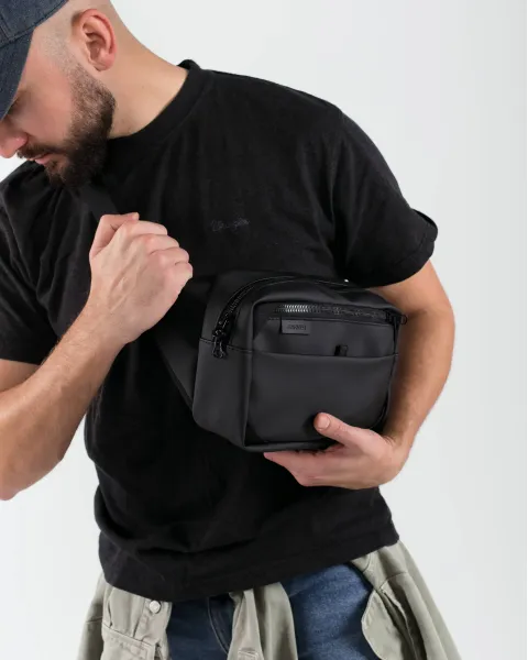 "HIP PACK LARGE" матова, чорна