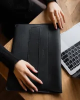 "LAPTOP CASE" матовий, чорний