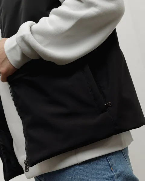 Жилет "Mark" чорний