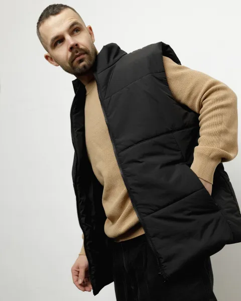 Жилет "Arian" чорний