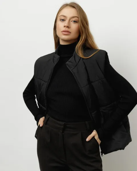 Жилет "Ariana" чорний