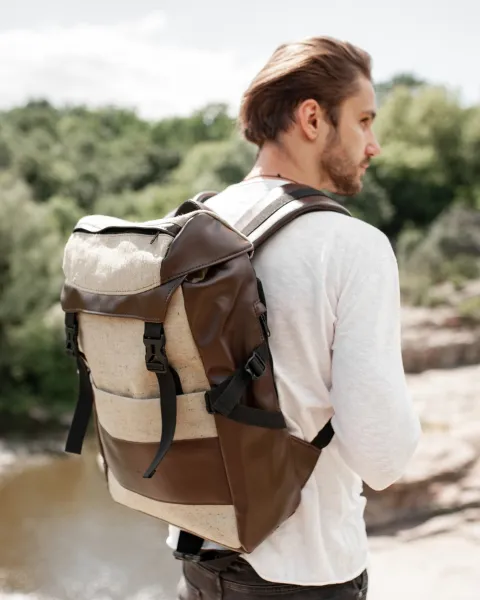 "TRAVELER" ЛЬОН